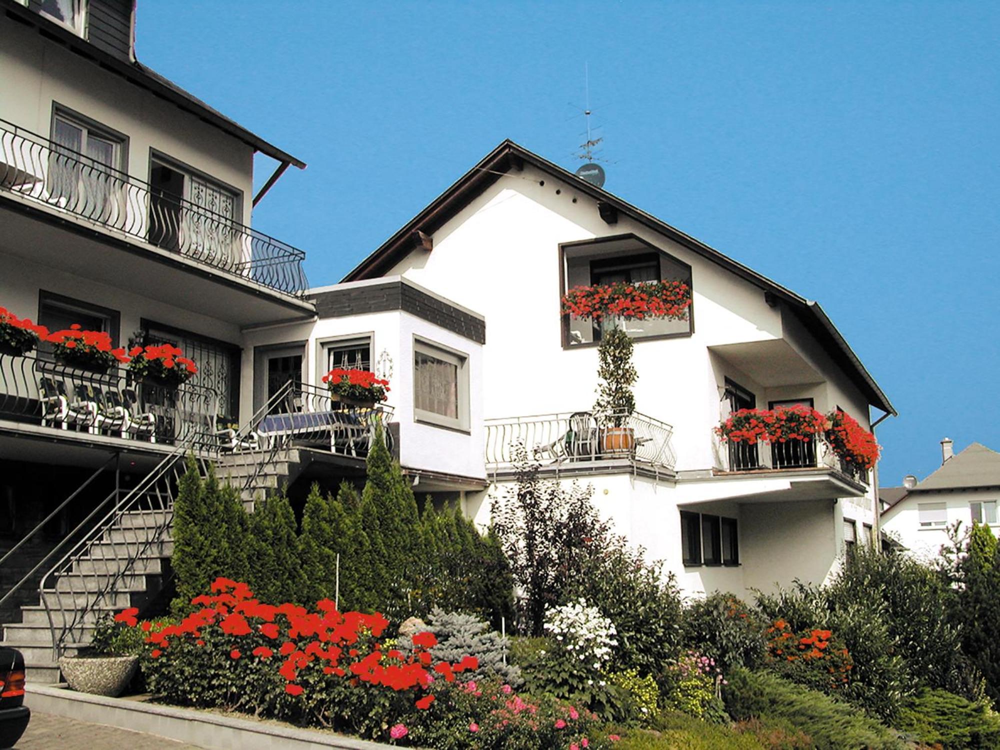 Ferienwohnung Weingut Rosenbaum Briedel Exterior foto